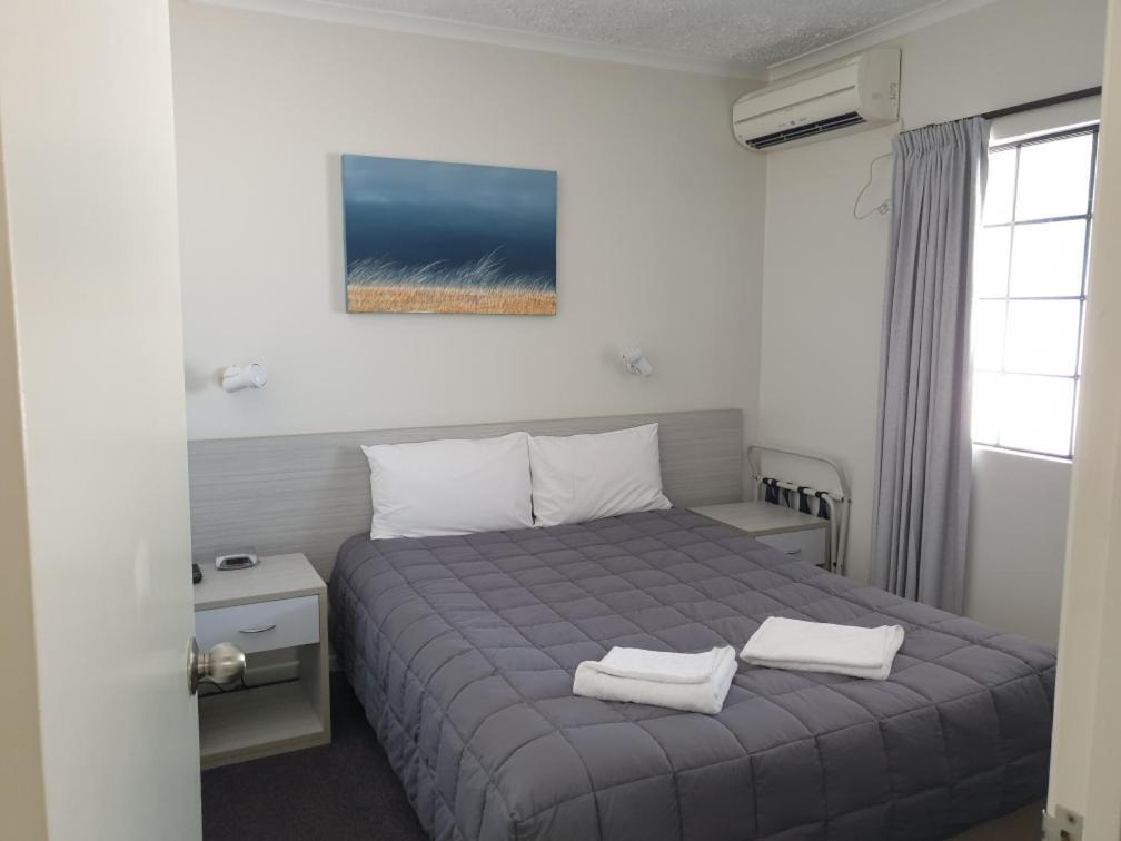 Shakespeare Motel Mackay Exteriör bild