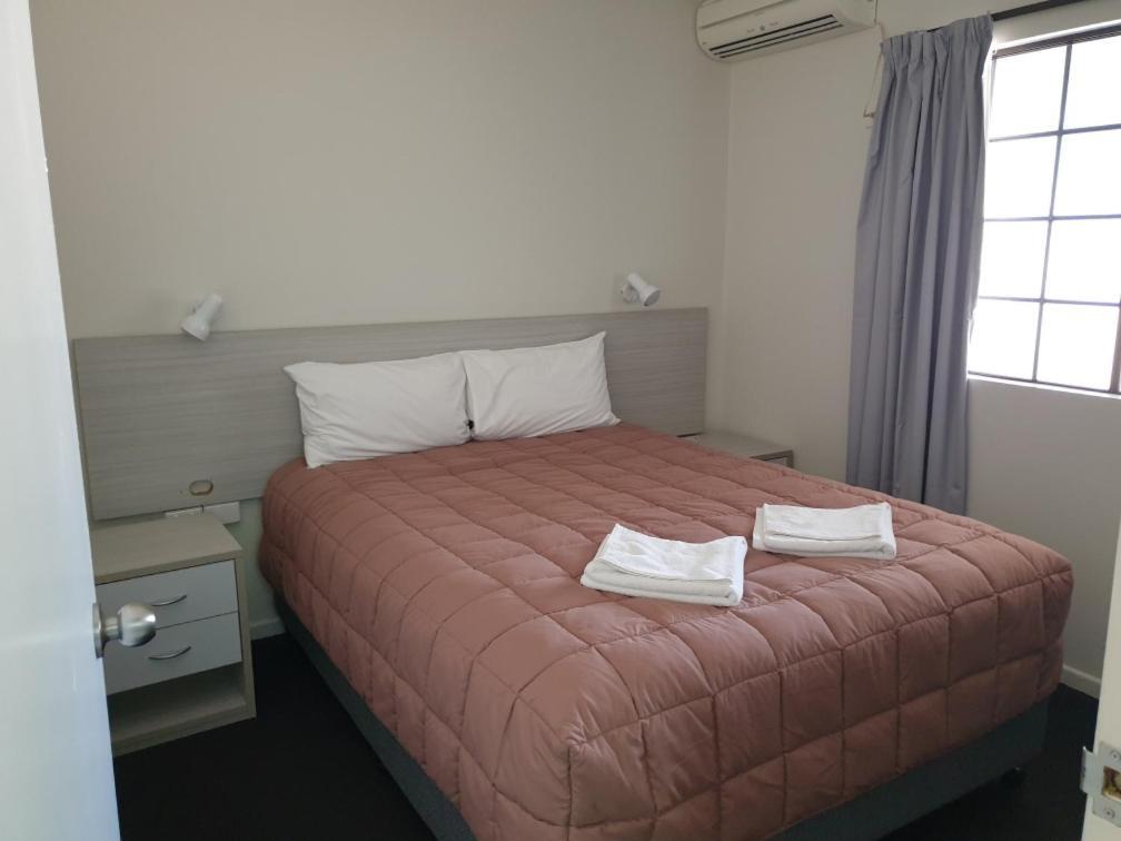 Shakespeare Motel Mackay Exteriör bild