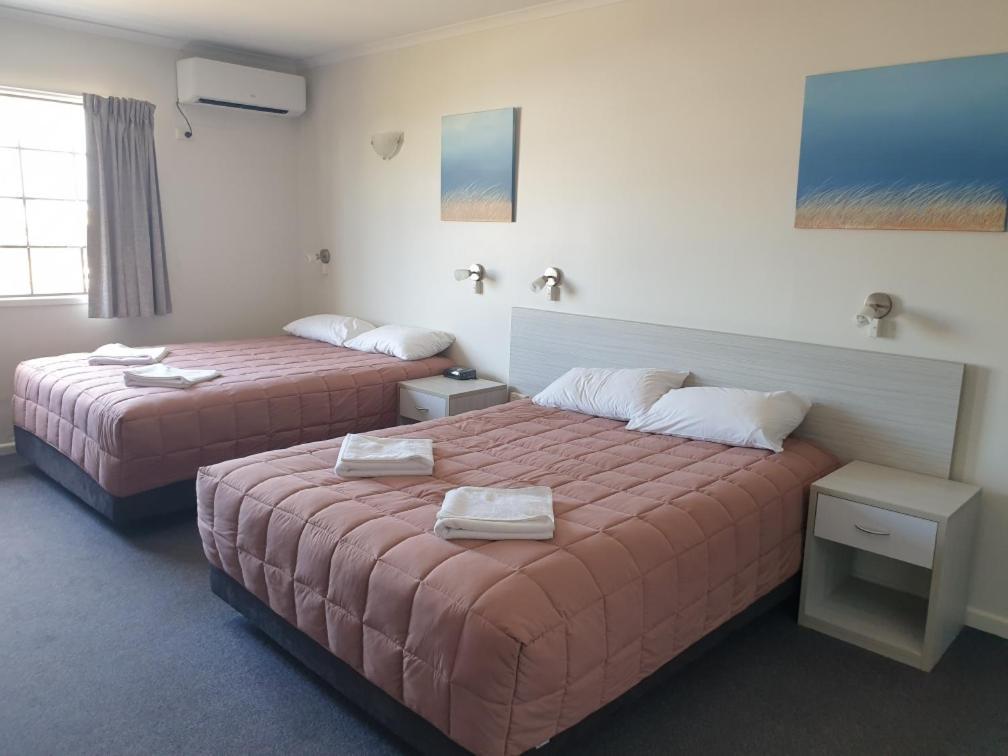 Shakespeare Motel Mackay Exteriör bild